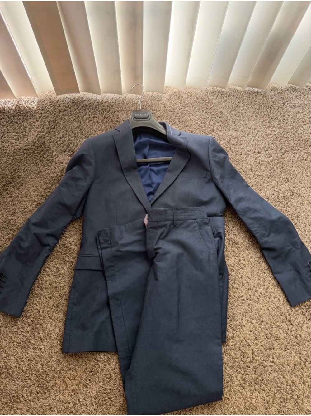 Men's Dark Navy Two-Piece Suit - Classic Tailored Blazer & Trousers